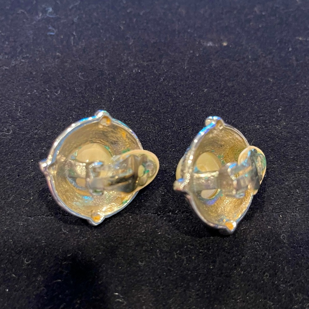 Earrings, pair - Picture 2 of 2